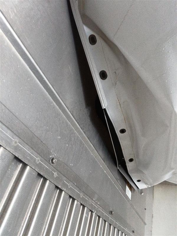 Chute bracket air circulation issue